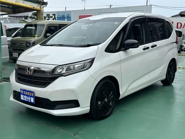 フリード(ホンダ)G BLACK STYLE中古車 1