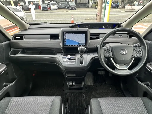 フリード(ホンダ)G BLACK STYLE中古車 6