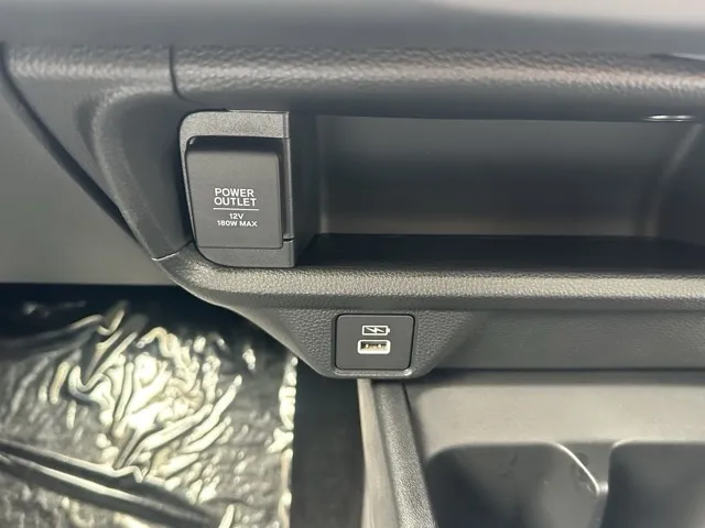 WR-V(ホンダ)X登録済未使用車 16
