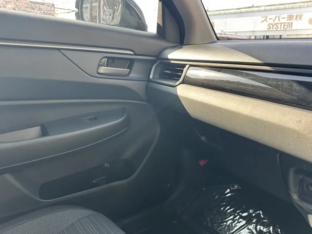 WR-V(ホンダ)X登録済未使用車 18