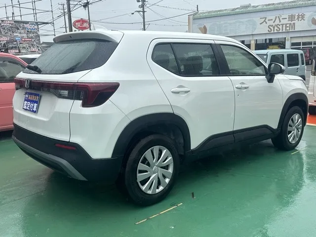 WR-V(ホンダ)X登録済未使用車 11