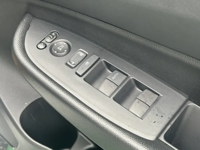 WR-V(ホンダ)X登録済未使用車 13