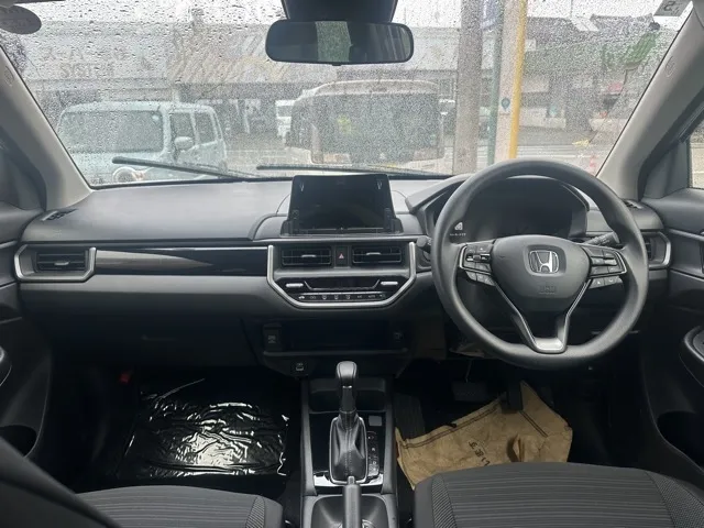 WR-V(ホンダ)X登録済未使用車 5