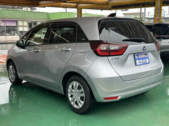 フィット(ホンダ)e：HEV ホーム中古車 2