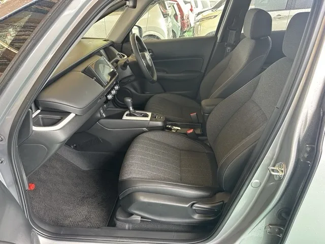 フィット(ホンダ)e：HEV ホーム中古車 3
