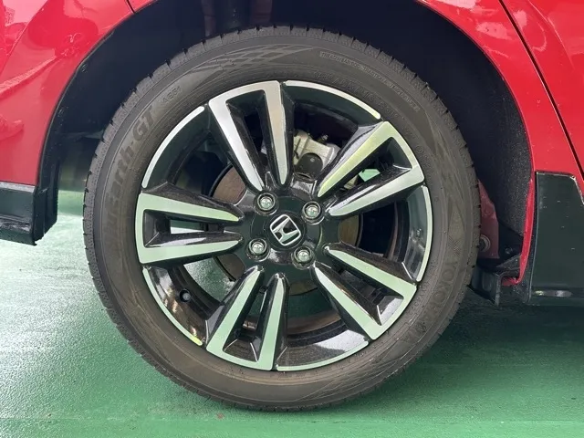 フィット(ホンダ)e：HEV RS中古車 12