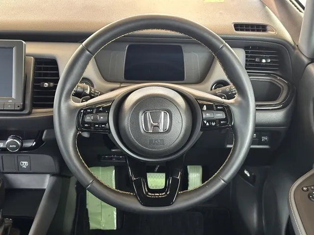 フィット(ホンダ)e：HEV RS中古車 6