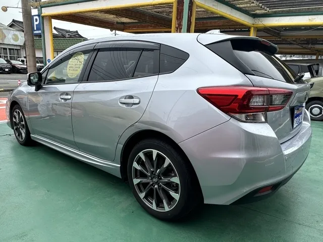 インプレッサ(スバル)1.6I-Lアイサイト中古車 2