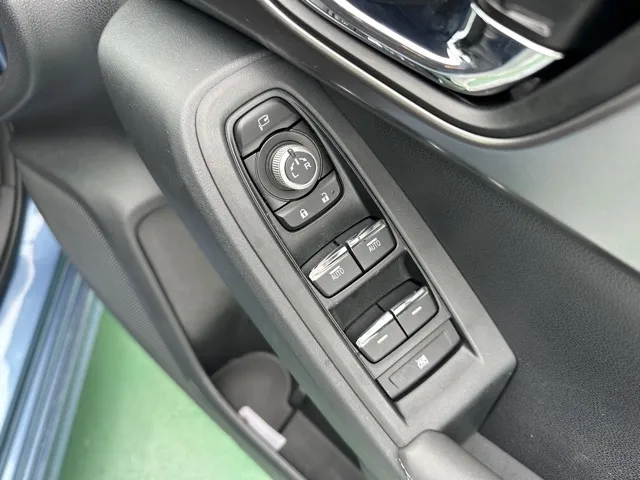 インプレッサ(スバル)ST-H 4WD中古車 11