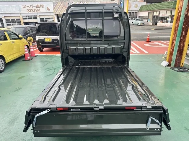 キャリートラック(スズキ)スーパーキャリイXリミテッド 4WD 5MT中古車 9