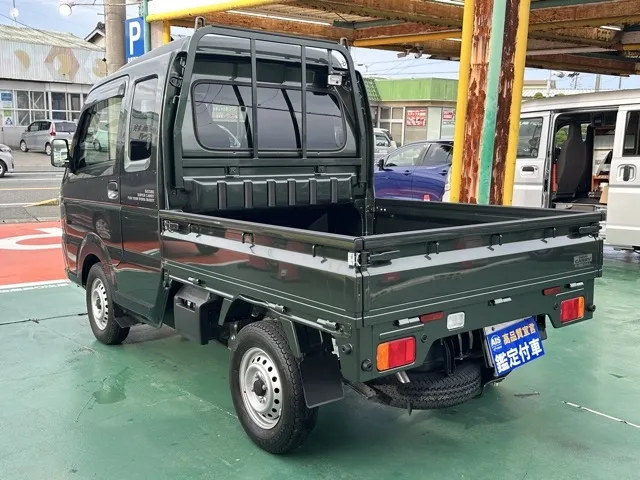 キャリートラック(スズキ)スーパーキャリイXリミテッド 4WD 5MT中古車 2