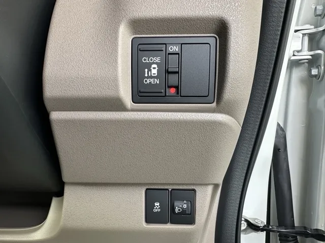 N-BOX(ホンダ)JOY届出済未使用車 14