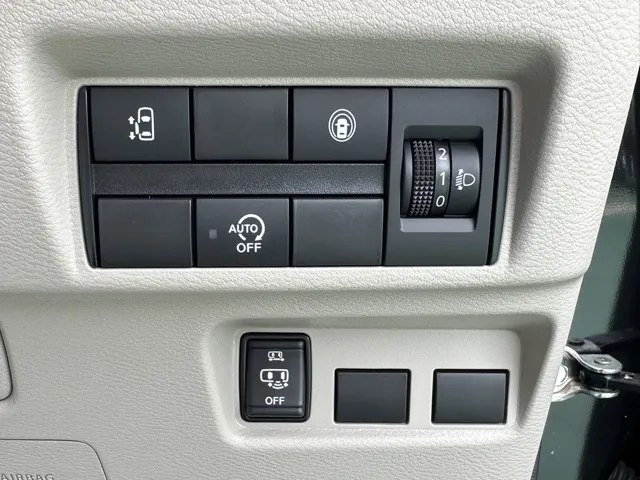 ルークス(ニッサン)X届出済未使用車 17
