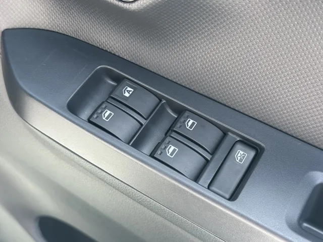 ミライース(ダイハツ)LSAⅢ届出済未使用車 12