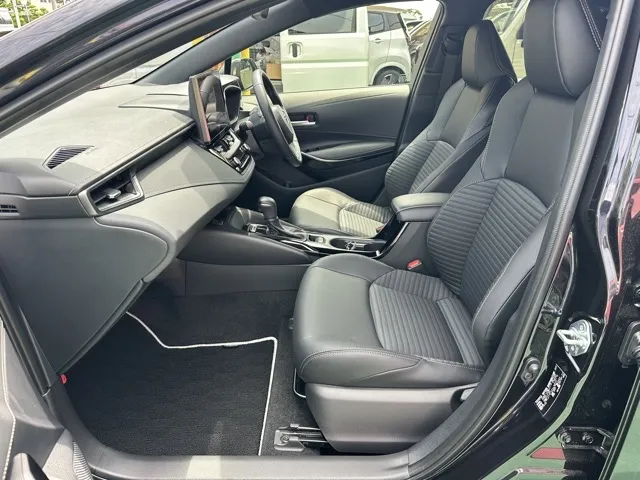 カローラセダン(トヨタ)ハイブリッドダブルバイビー中古車 3