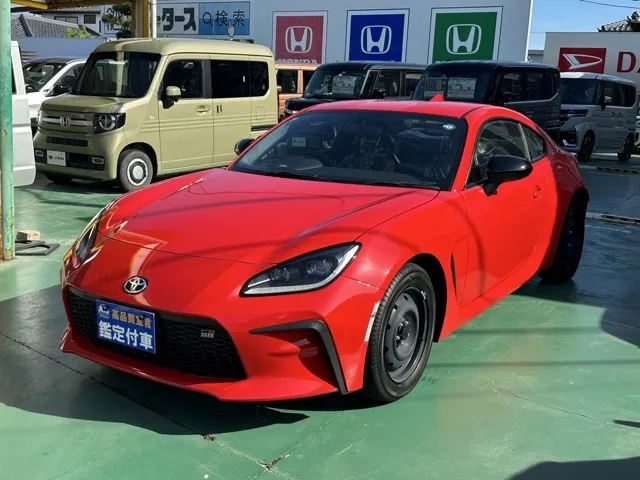 GR86(トヨタ)RC 6MT登録済未使用車 1