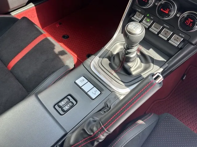 GR86(トヨタ)RZ 6MT中古車 19