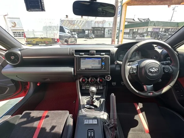 GR86(トヨタ)RZ 6MT中古車 4