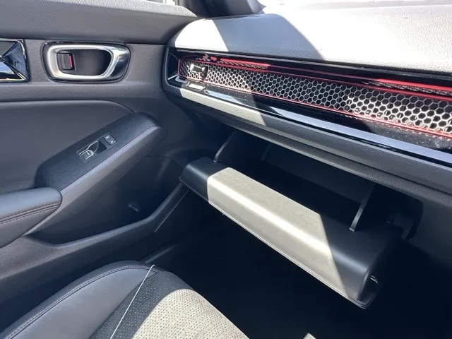 シビック(ホンダ)RS 6MT登録済未使用車 22