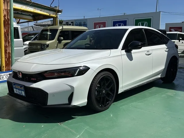 シビック(ホンダ)RS 6MT登録済未使用車 1