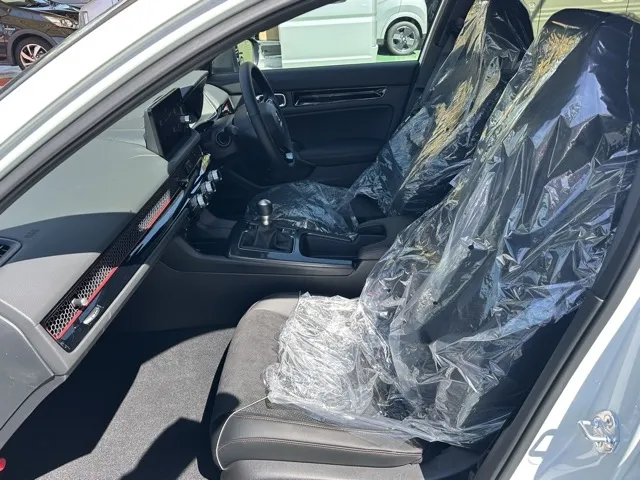 シビック(ホンダ)RS 6MT登録済未使用車 3