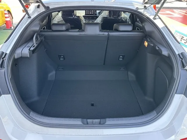 シビック(ホンダ)RS 6MT登録済未使用車 8