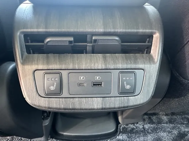 アリア(ニッサン)B6中古車 5