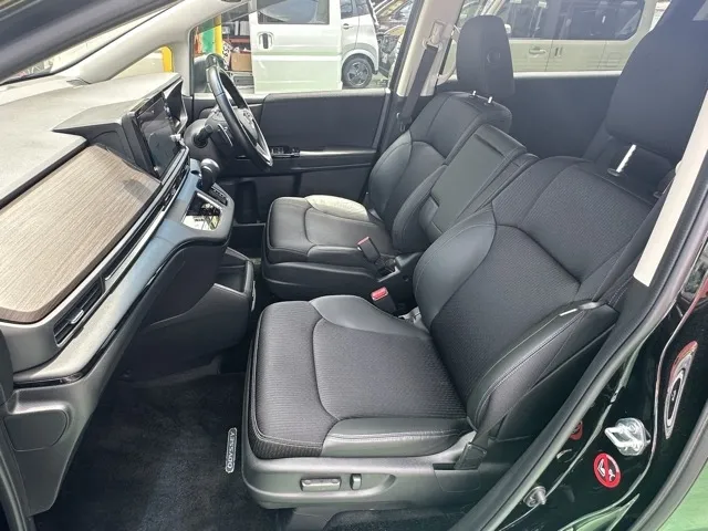 オデッセイ(ホンダ)アブソルート EX中古車 3