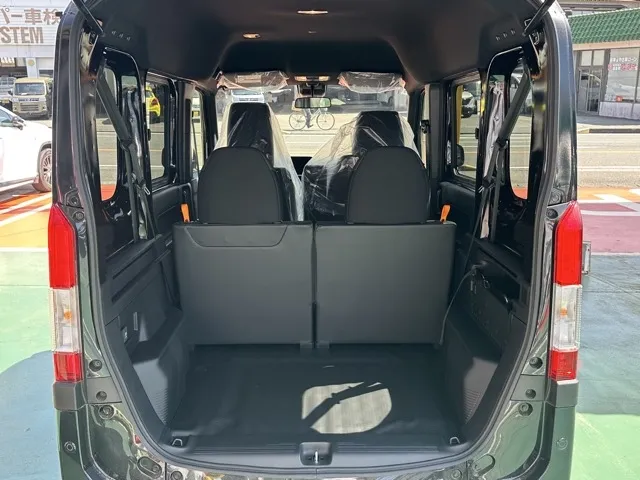 N-VAN(ホンダ)FUNターボ届出済未使用車 9
