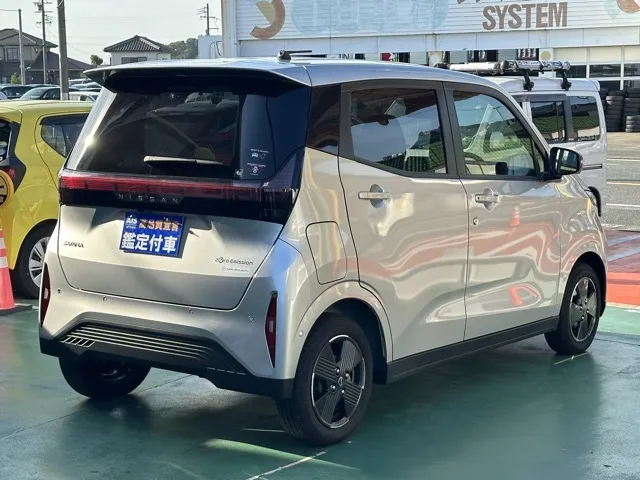 サクラ(ニッサン)X中古車 10