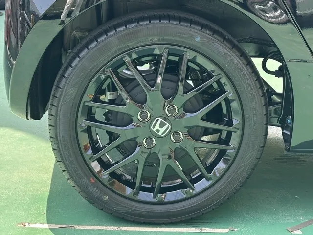 N-ONE(ホンダ)ＲＳ ６ＭＴ届出済未使用車 11