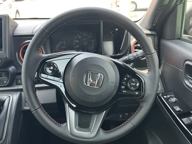 N-ONE(ホンダ)ＲＳ ６ＭＴ届出済未使用車 6