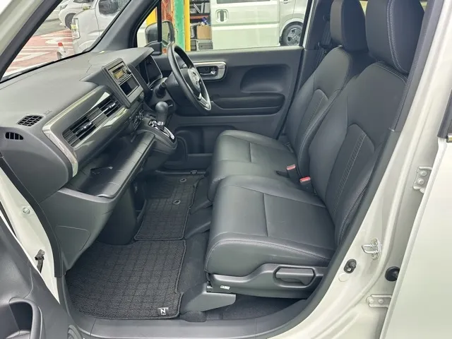 N-WGN(ホンダ)カスタムL ホンダセンシング中古車 3