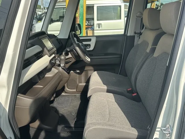 N-BOX(ホンダ)EXターボ中古車 3