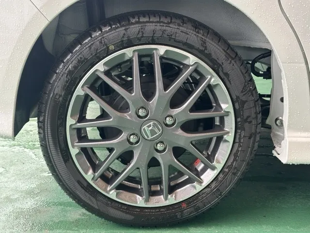 N-BOX(ホンダ)N-BOXカスタムターボ届出済未使用車 11