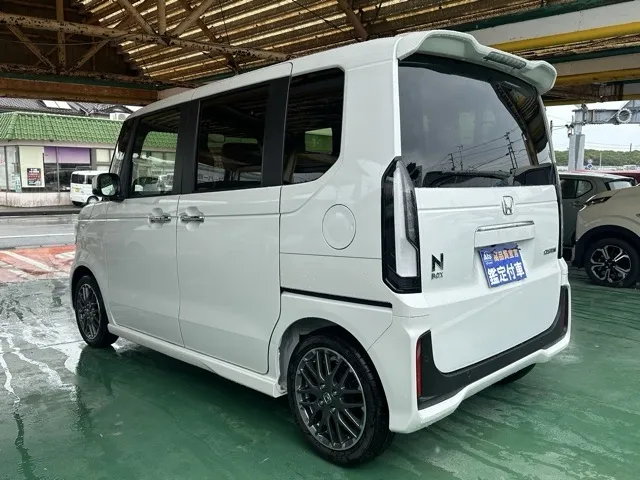 N-BOX(ホンダ)N-BOXカスタムターボ届出済未使用車 2