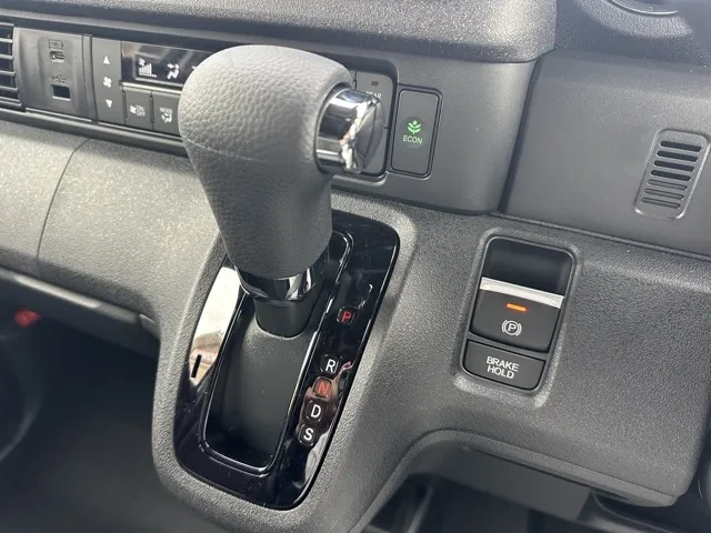 N-BOX(ホンダ)N-BOXカスタムターボ届出済未使用車 18