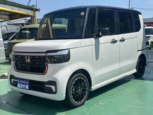 N-BOX(ホンダ)N-BOXカスタムターボ コーディネートスタイル届出済未使用車 1