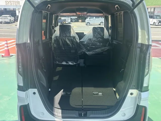 N-BOX(ホンダ)N-BOXカスタムターボ コーディネートスタイル届出済未使用車 11