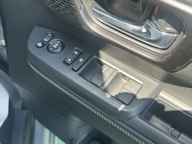 N-BOX(ホンダ)N-BOXカスタムターボ コーディネートスタイル届出済未使用車 14