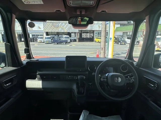 N-BOX(ホンダ)N-BOXカスタムターボ コーディネートスタイル届出済未使用車 5