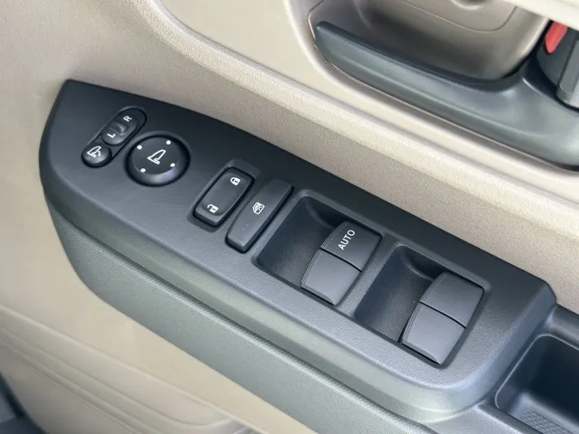 N-BOX(ホンダ)JOY届出済未使用車 13