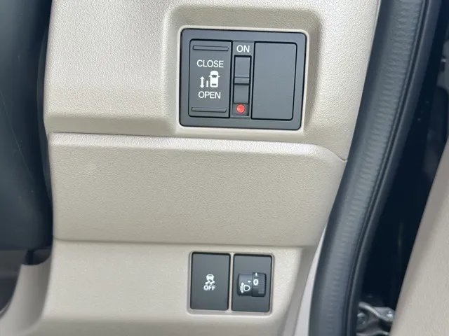 N-BOX(ホンダ)JOY届出済未使用車 14