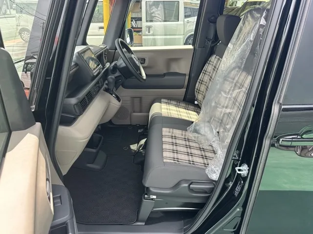 N-BOX(ホンダ)JOY届出済未使用車 3