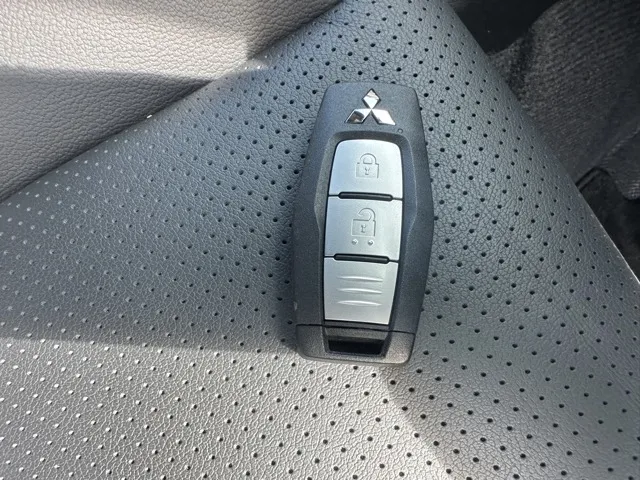 トライトン(三菱)GSR中古車 28