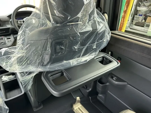 ステップワゴン(ホンダ)e・HEVスパーダ プレミアムライン 7人登録済未使用車 9