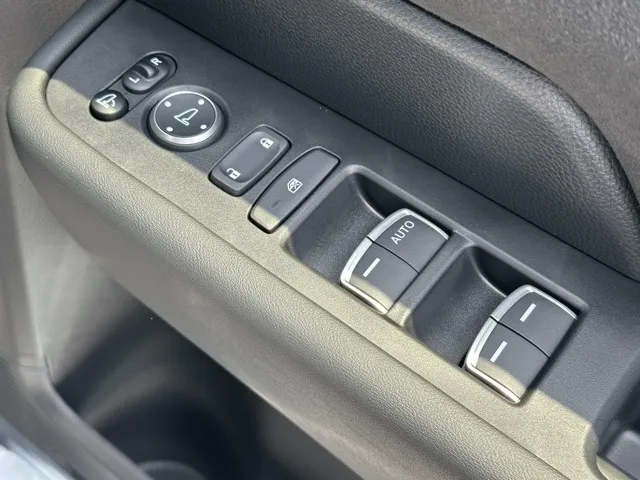 ステップワゴン(ホンダ)e・HEVスパーダ プレミアムライン 7人登録済未使用車 16