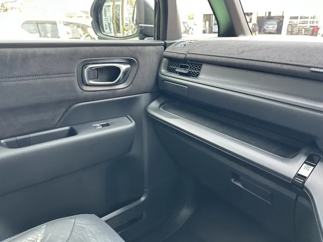ステップワゴン(ホンダ)e・HEVスパーダ プレミアムライン 7人登録済未使用車 21