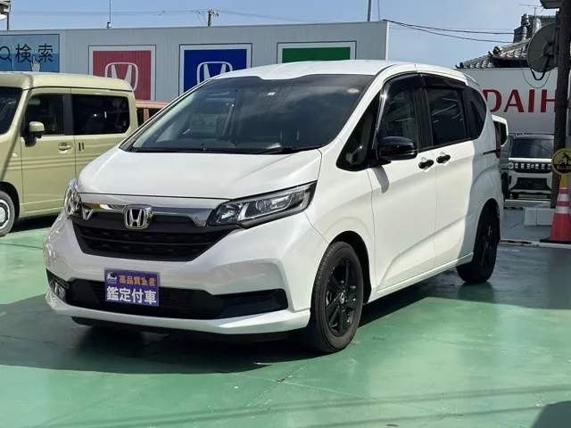 フリード(ホンダ)G BLACK STYLE中古車 1