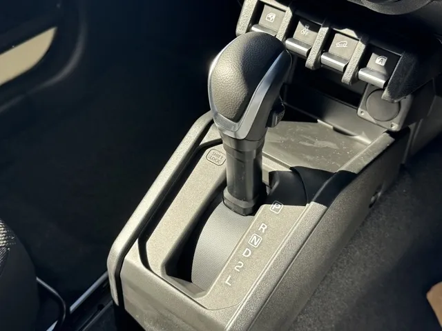ジムニーシエラ(スズキ)JC AT登録済未使用車 13